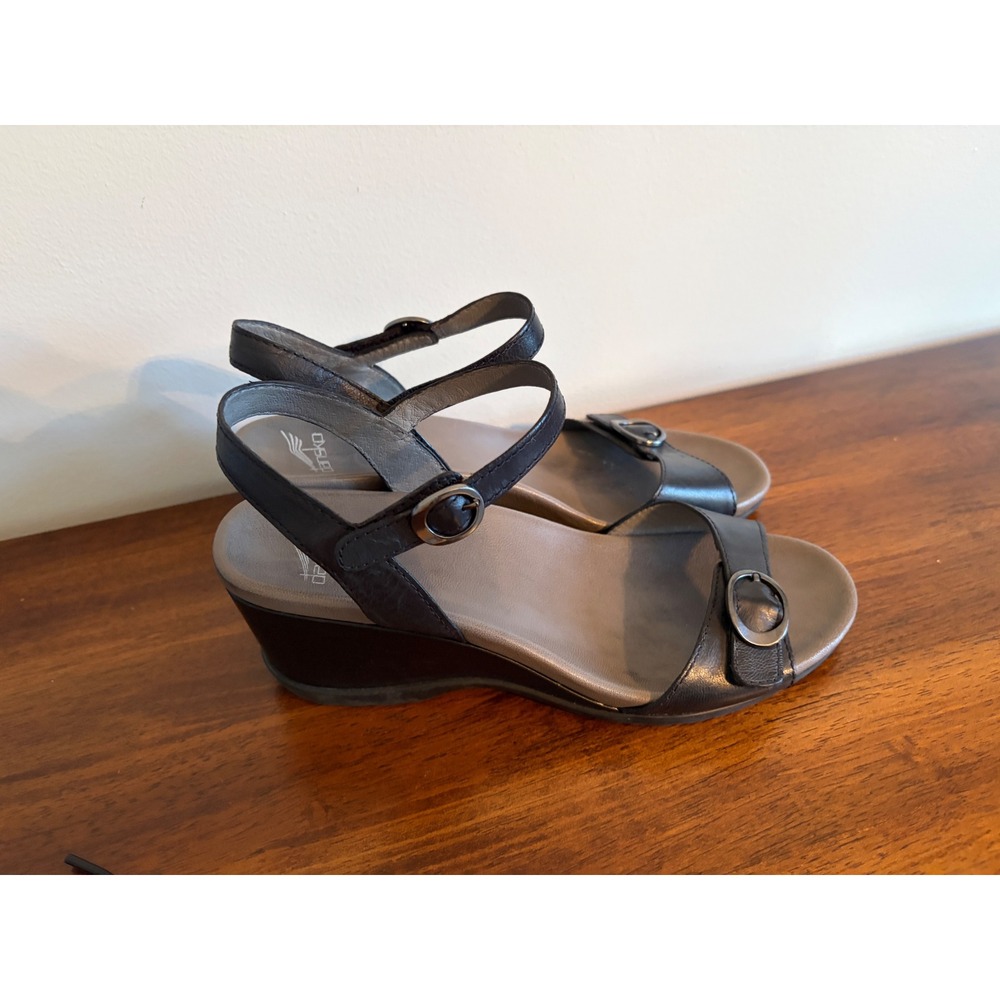 Dansko Arielle Wedge Sandals Woman's 39/US 8.5-9 Black